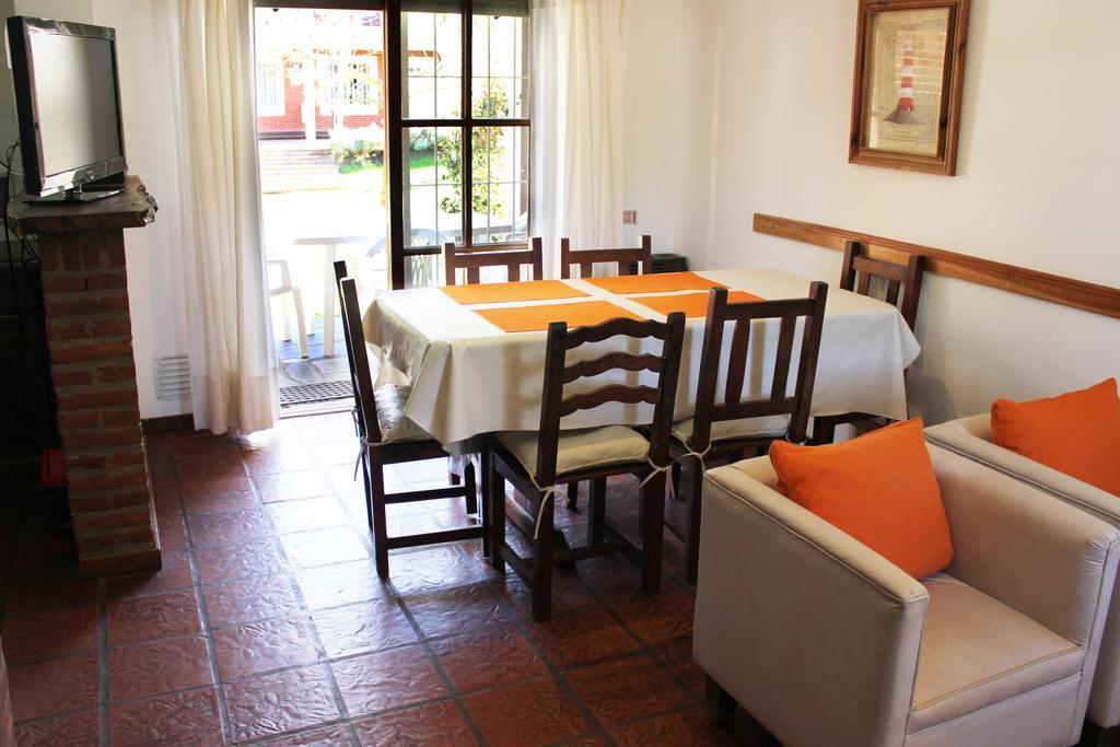 Apart & Hotel Neptuno Valeria del Mar Exterior photo